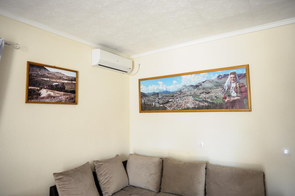 Apartments Phoenix Ivanica Exterior foto