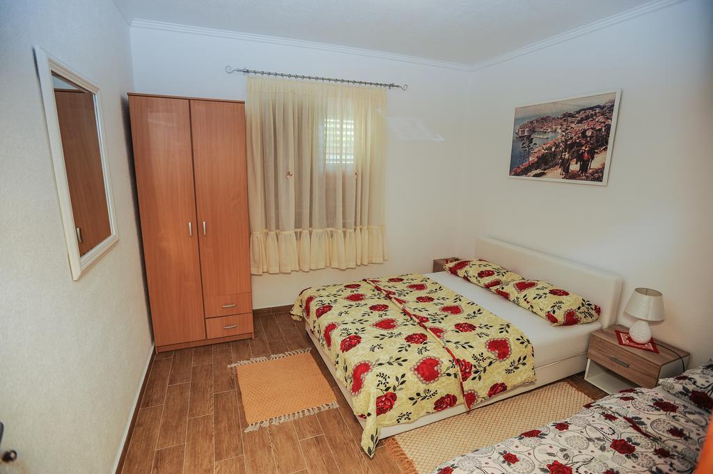 Apartments Phoenix Ivanica Exterior foto