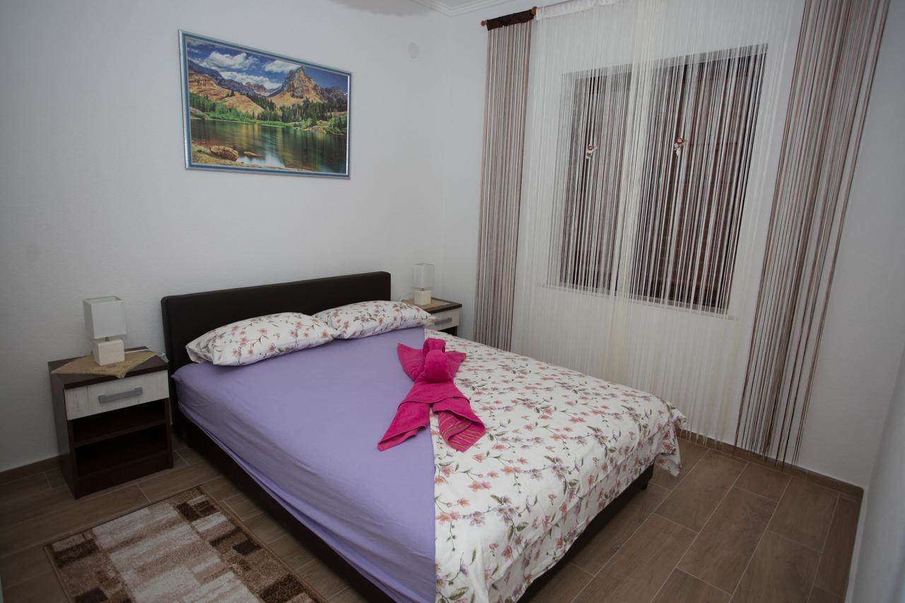 Apartments Phoenix Ivanica Exterior foto