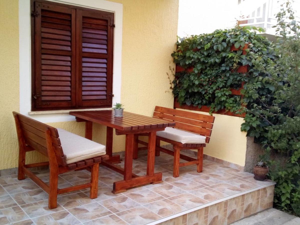 Apartments Phoenix Ivanica Exterior foto