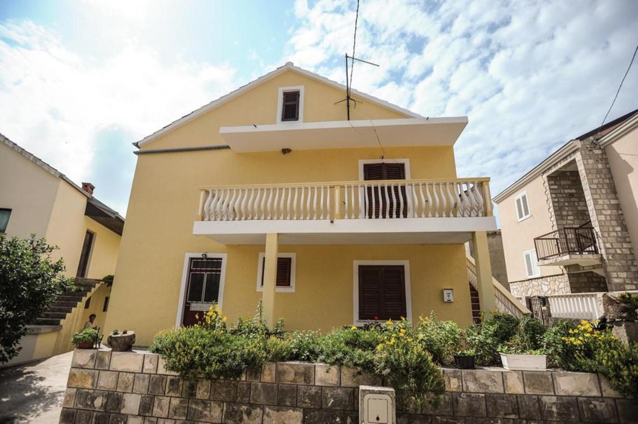 Apartments Phoenix Ivanica Exterior foto