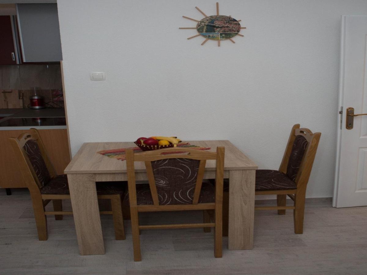Apartments Phoenix Ivanica Habitación foto