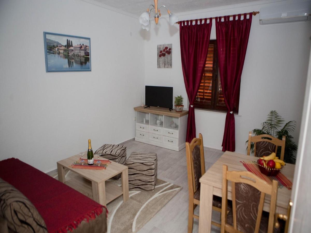 Apartments Phoenix Ivanica Habitación foto